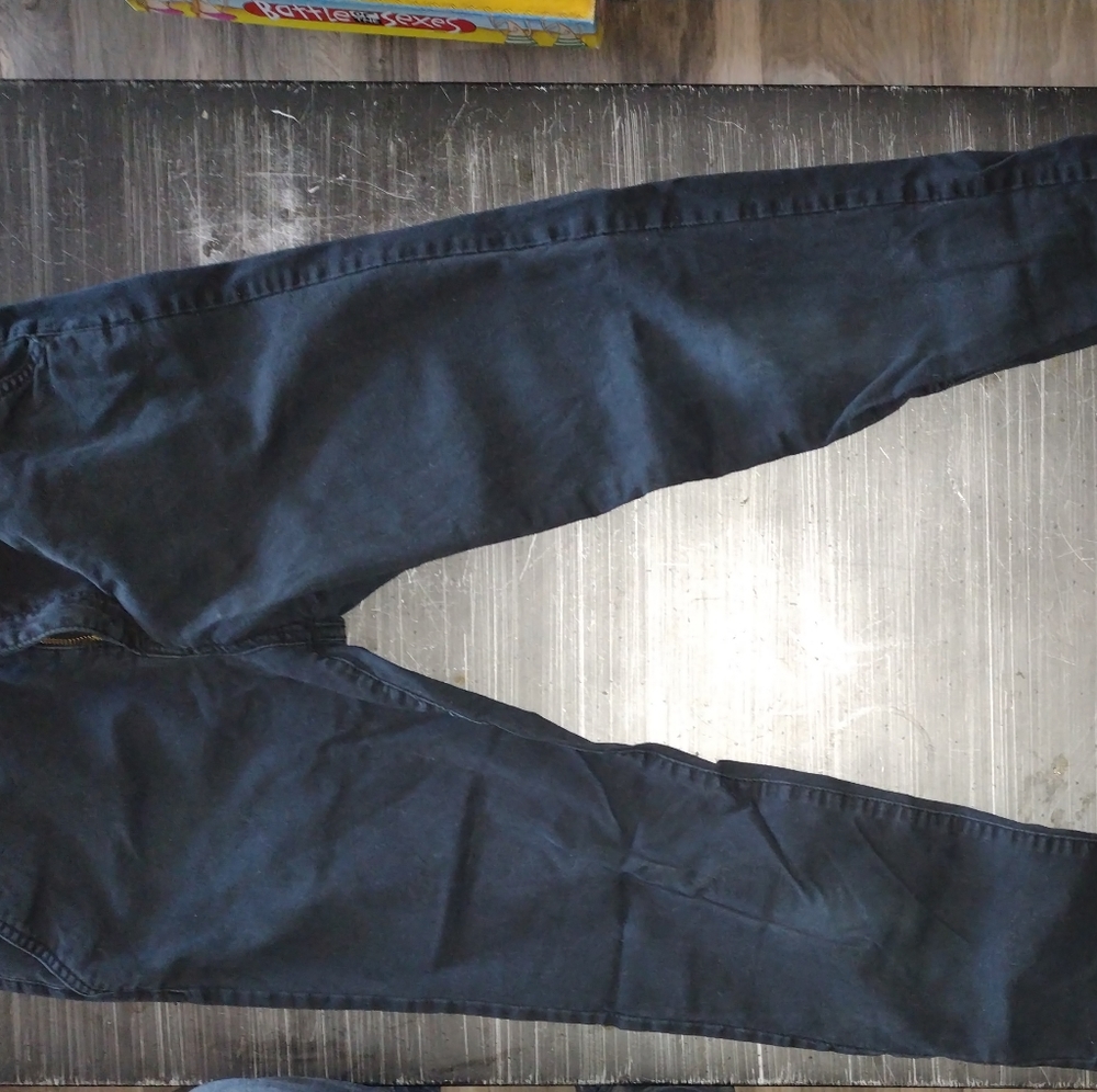 Black tight fit pants